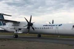 Bombardier-Dash-8-300-4