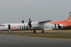 Bombardier-Q400-4